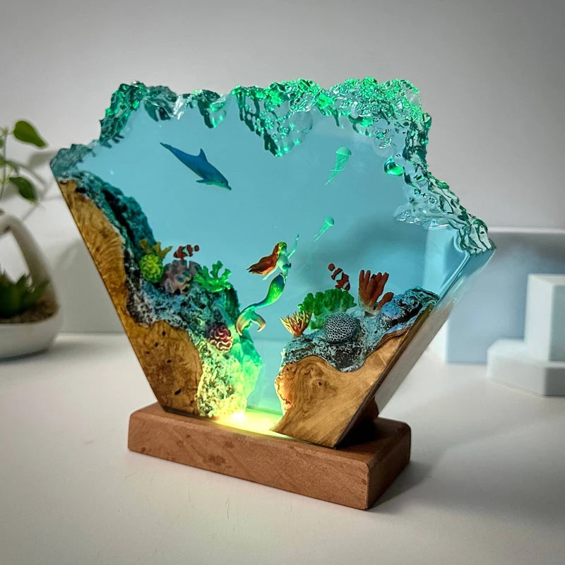 Bright Seabed Resin Table Lamp