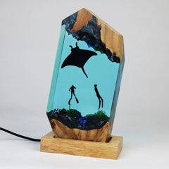 Manta Ray Resin Table Lamp