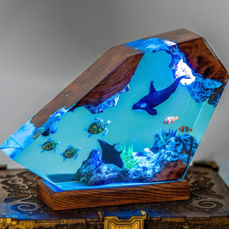 Orca Seabed Resin Table Lamp