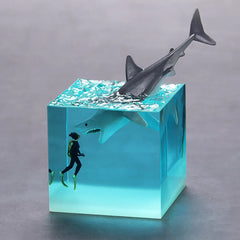 Ocean Life Resin Cube Lamp