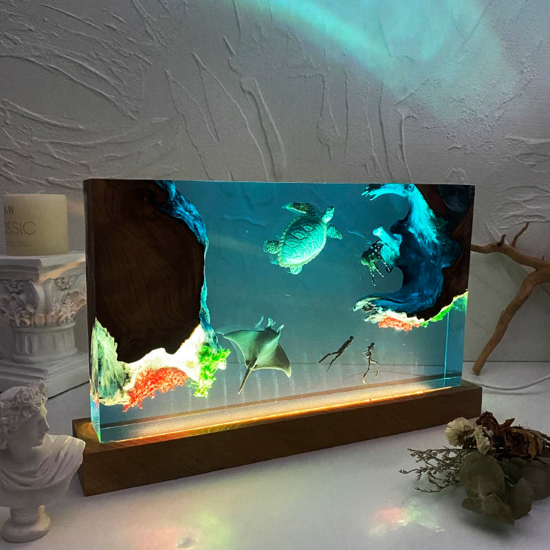Underwater World Resin Table Light
