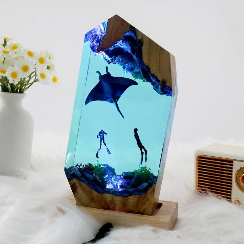 Manta Ray Resin Table Lamp