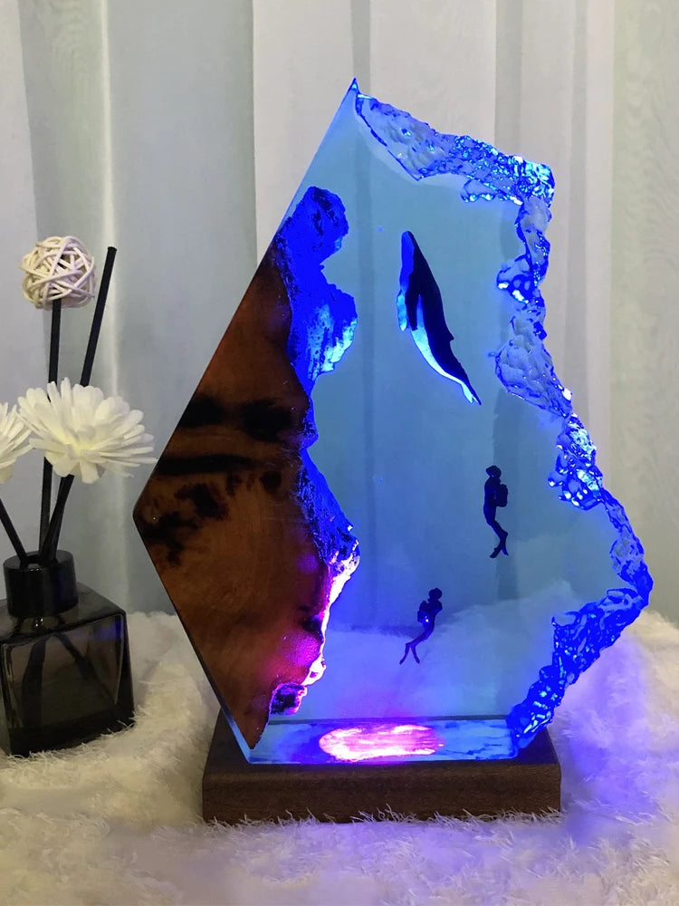 Swimming Up Resin Table Lamp