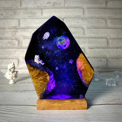 Moonrocks Resin Table Lamp