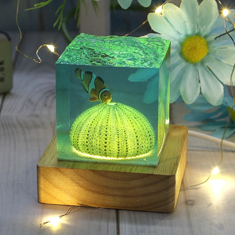 Coral Dory Underwater Resin Table Light Cube
