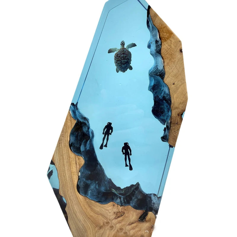 Divers and Turtle Underwater Resin Table Light