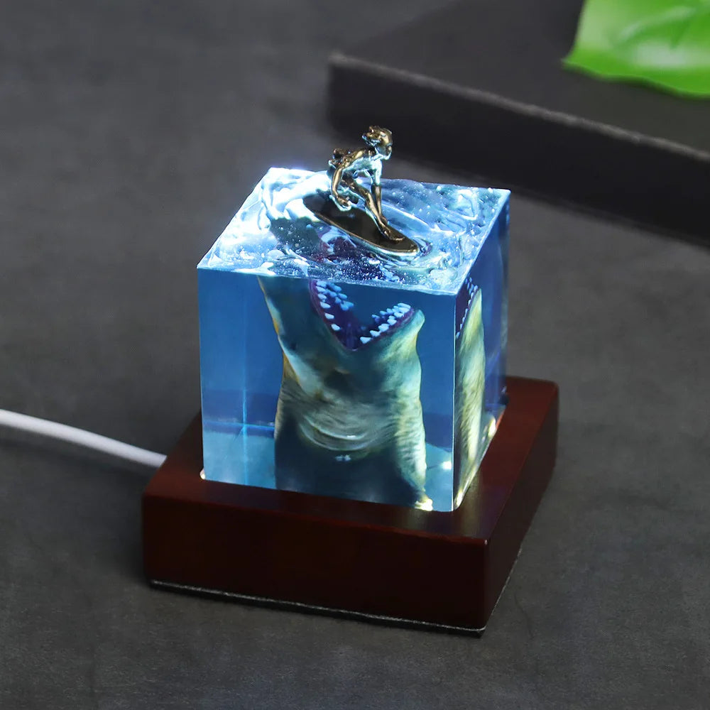 5cm/8cm Great White Shark Resin Light Cube