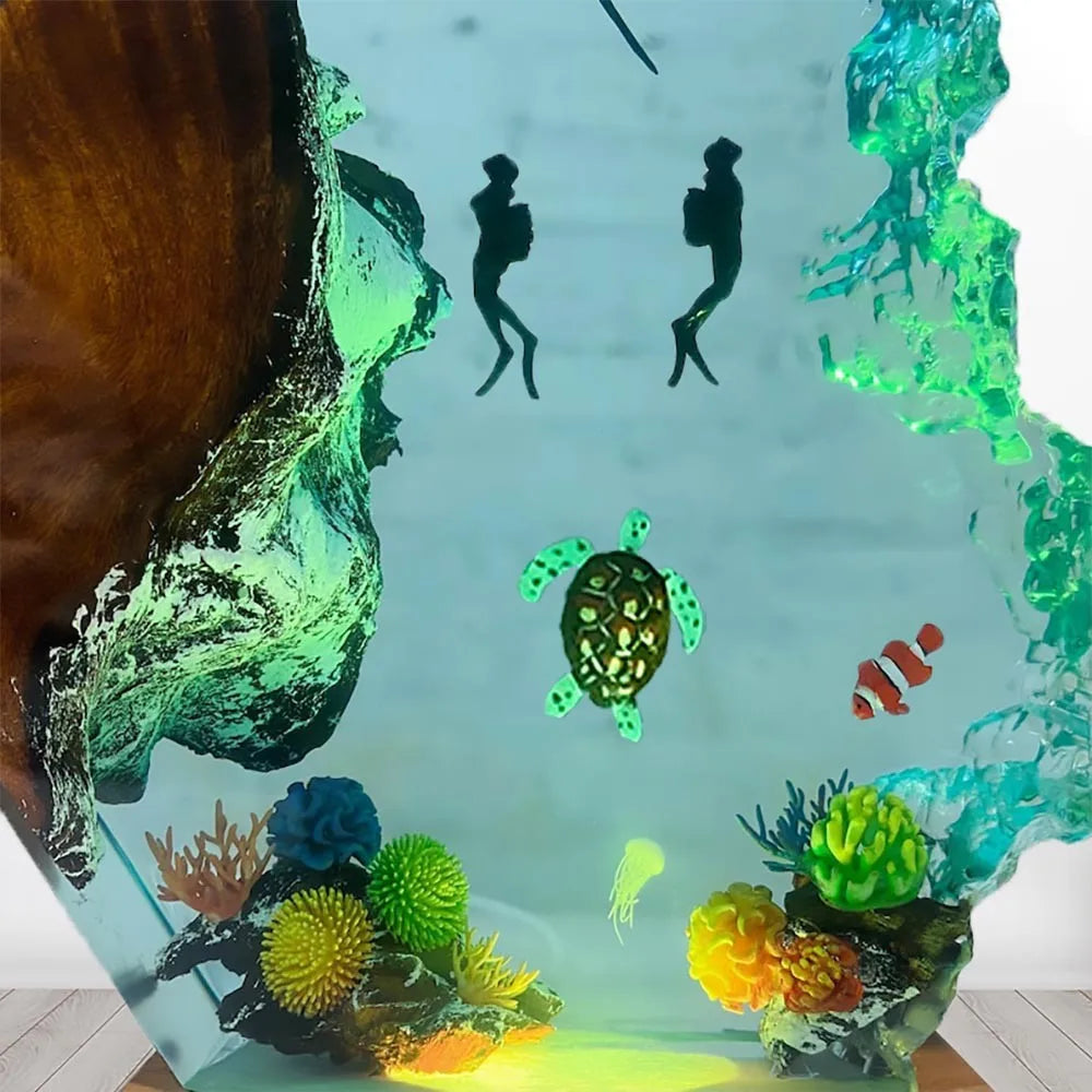 Ascending Divers with Manta ray Table Lamp
