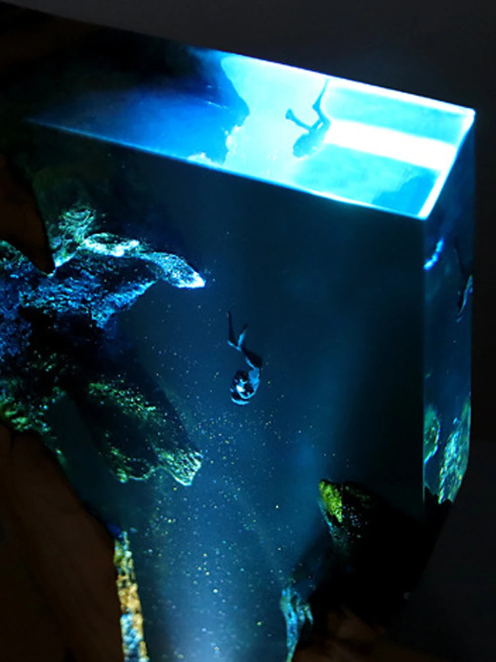 Deep Sea Diving Underwater Resin Table Light